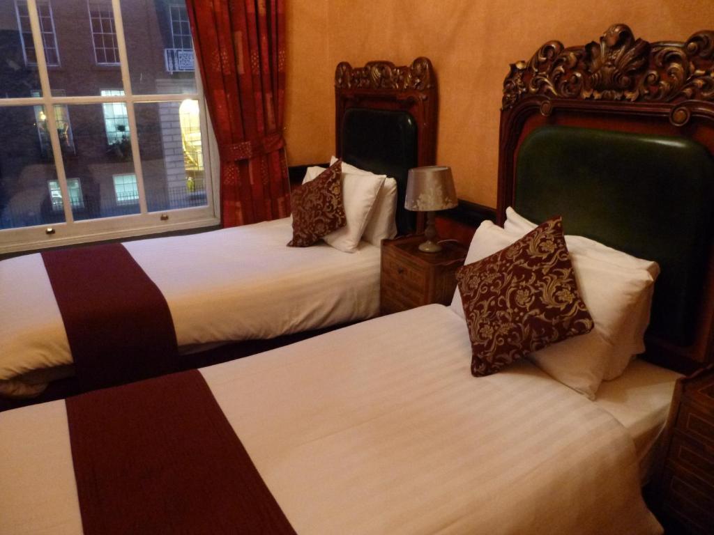 Russell Court Hotel Dublin Oda fotoğraf