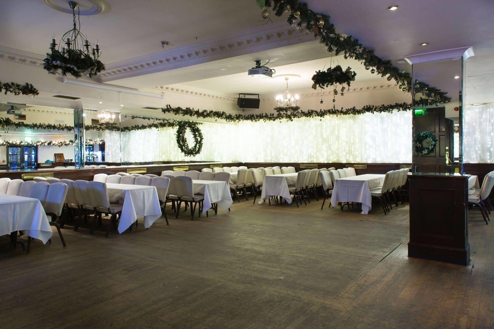 Russell Court Hotel Dublin Dış mekan fotoğraf
