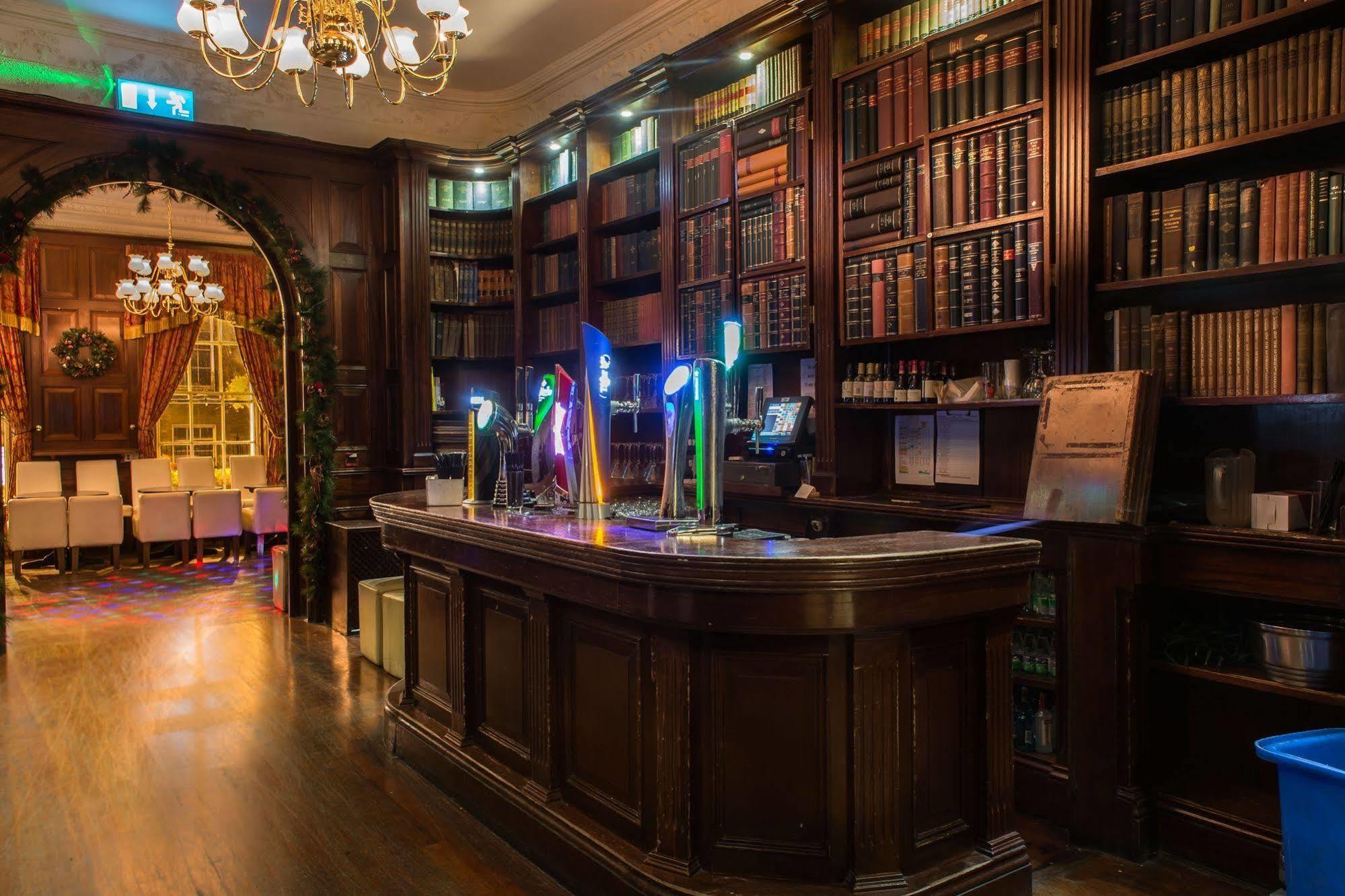 Russell Court Hotel Dublin Dış mekan fotoğraf