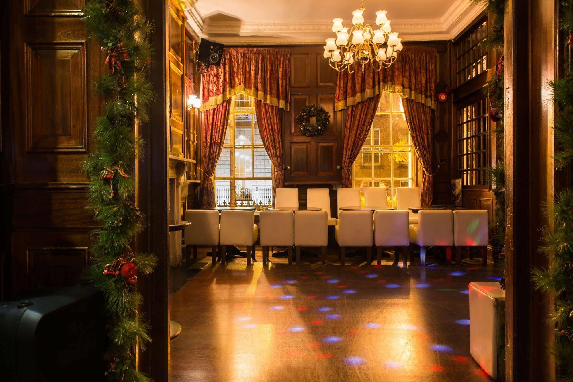 Russell Court Hotel Dublin Dış mekan fotoğraf